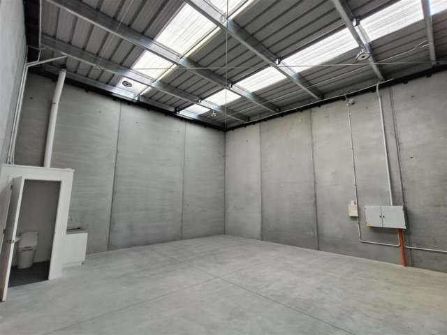 Unit 7, 15 Earthmover Crescent Burbush_1