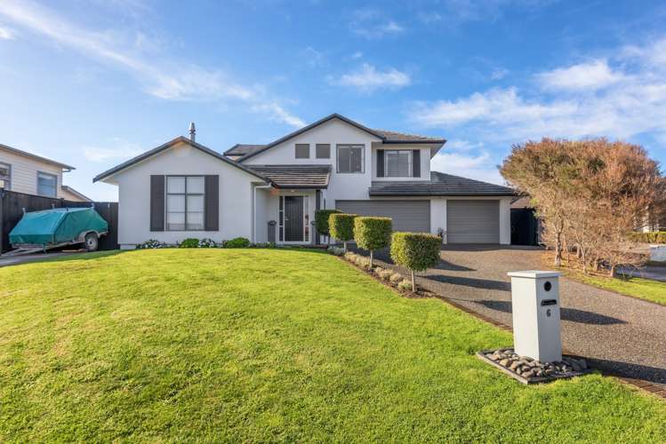 6 Mariner Lane Beachlands_1