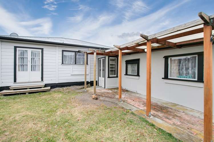 703 Oak Road Akina_9