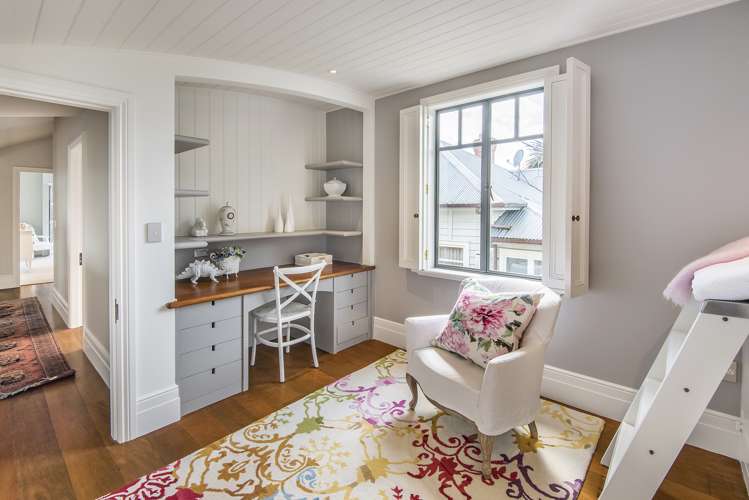 8 Arawa Avenue Devonport_17