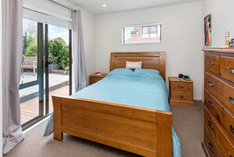 1/14 Clipper Place Cockle Bay_21