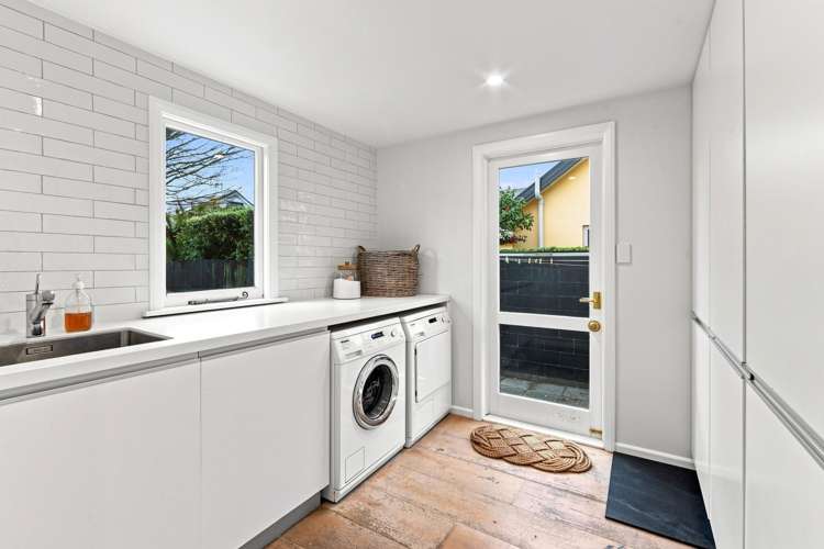 23 Innes Road Merivale_31