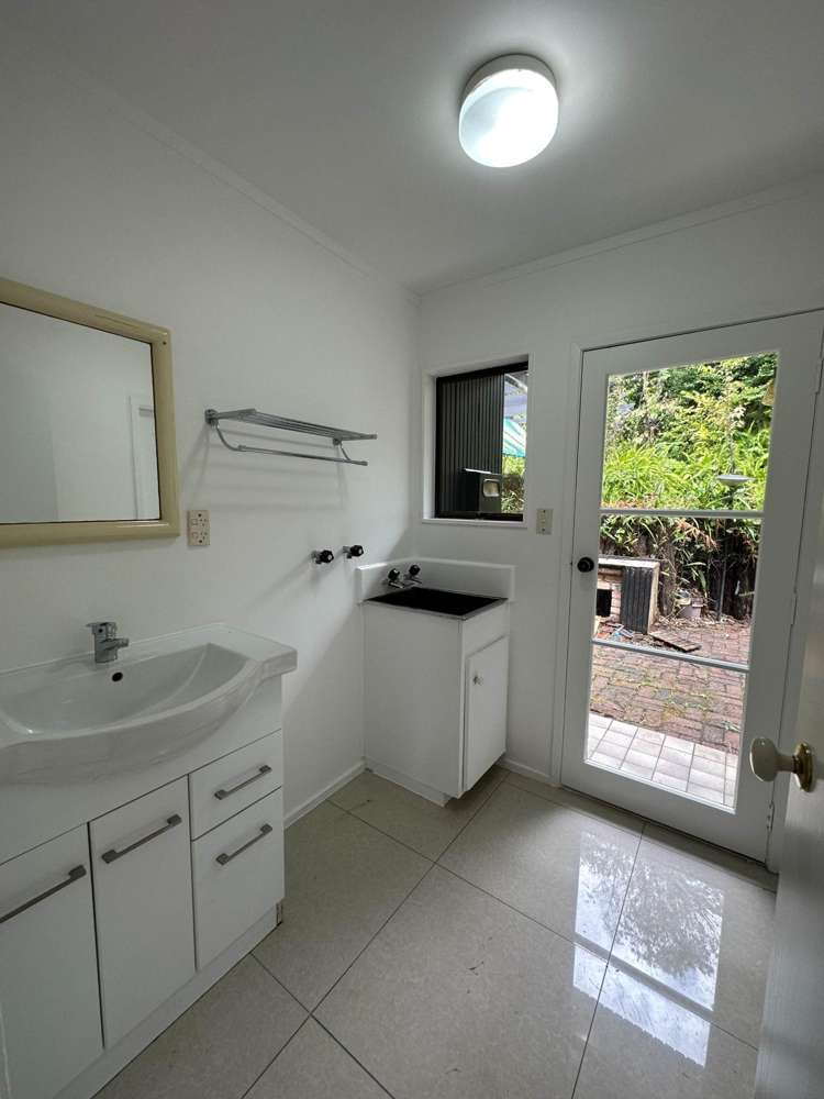 22 Wisteria Way Mairangi Bay_13