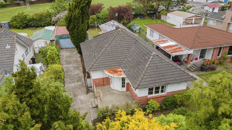 61 Glen Road Stokes Valley_23