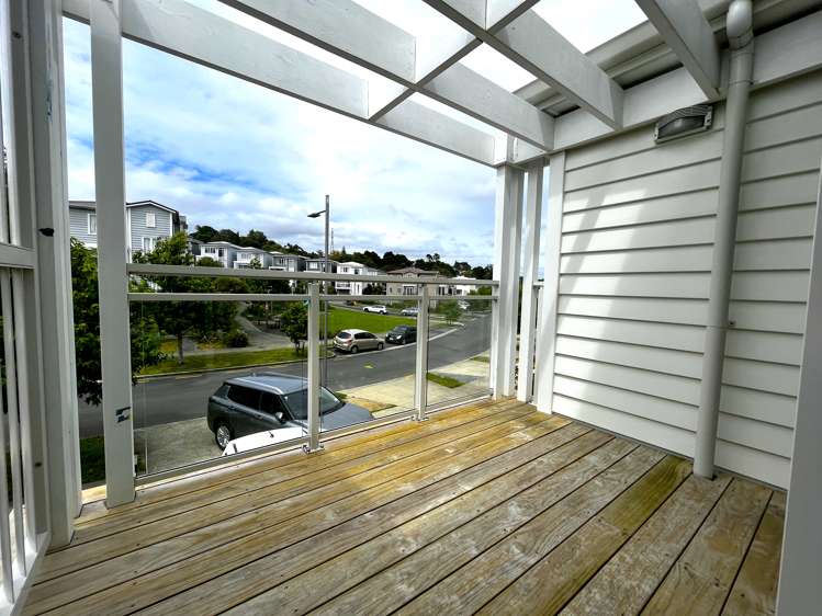 82 Arrowsmith Drive Flat Bush_8