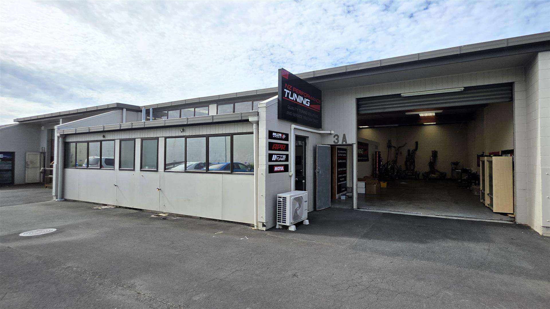 3A, 62 Henderson Valley Road Henderson_0