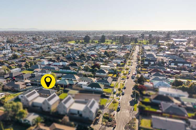 2/63a Mackworth Street Woolston_17