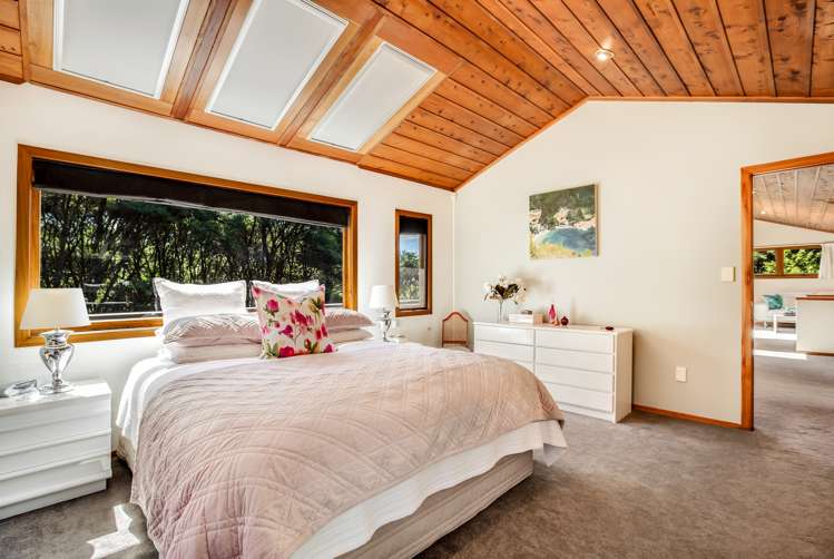 11b Longfellow Parade Glen Eden_23