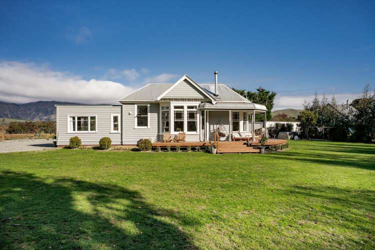 19 Hythe Street Lumsden Surrounds_2