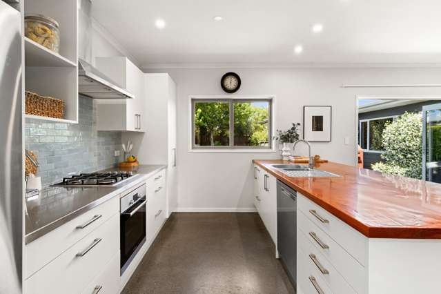 4 Donald Place Frimley_1