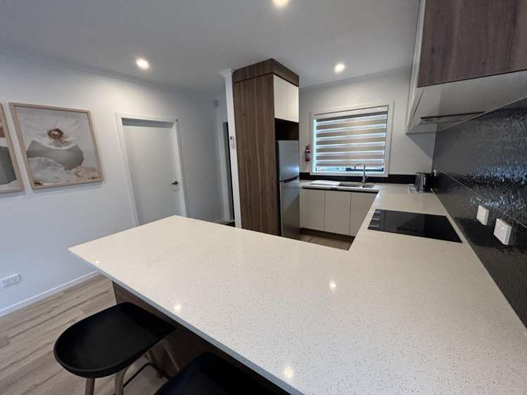 1E/23 Hibiscus Avenue Hamilton Lake_6