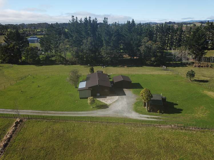 81 Pairatahi Road Kaingaroa_5