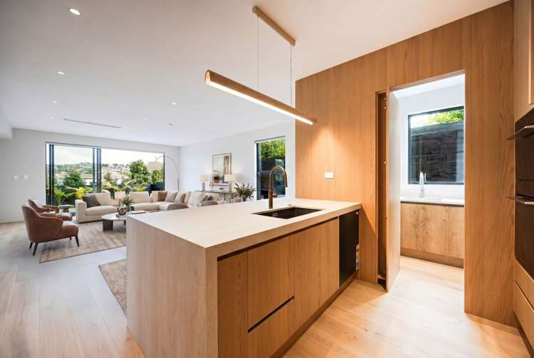 2/520 Beach Road Murrays Bay_9
