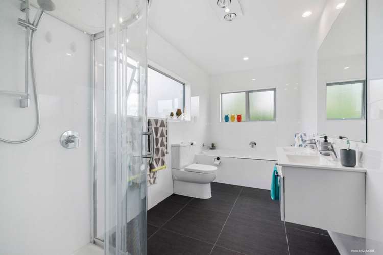 188 Harris Drive Silverdale_16