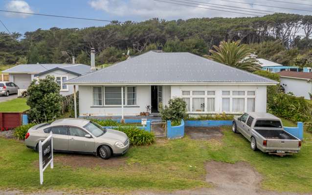 10 Rangiuru Road Otaki Beach_2