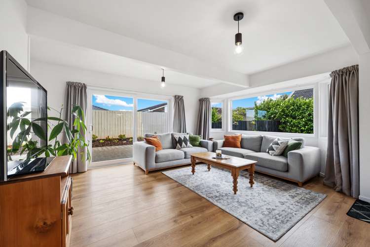 2/15 Cornelian Crescent Half Moon Bay_13