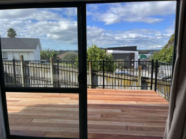 2/322 Richardson Rd Mount Roskill_2