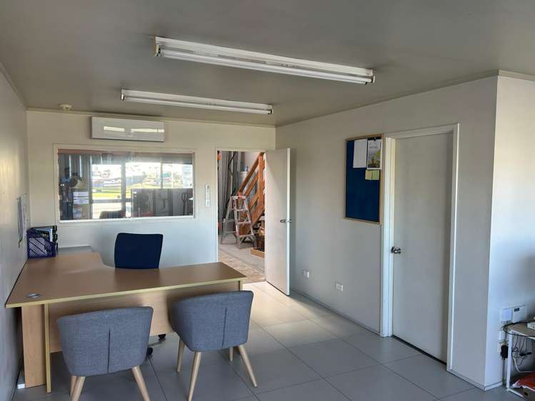 234F Kahikatea Drive Frankton_11