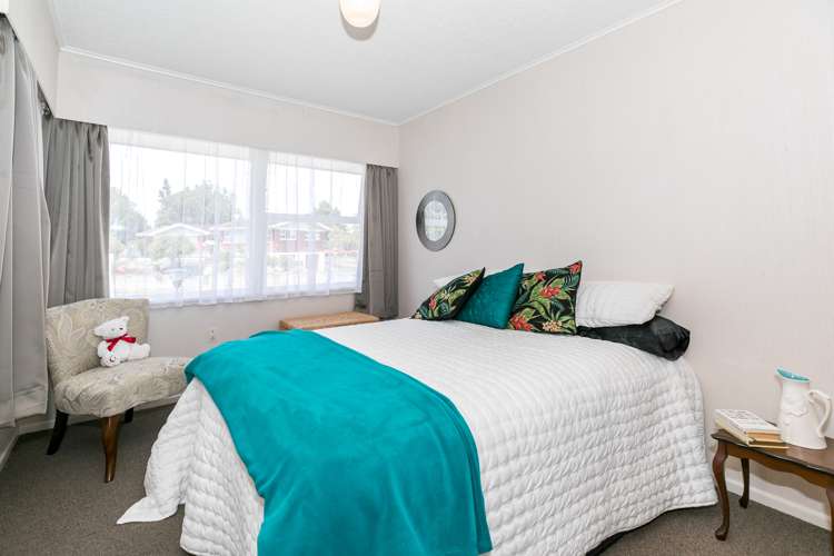 15 Chedworth Avenue Chedworth_11