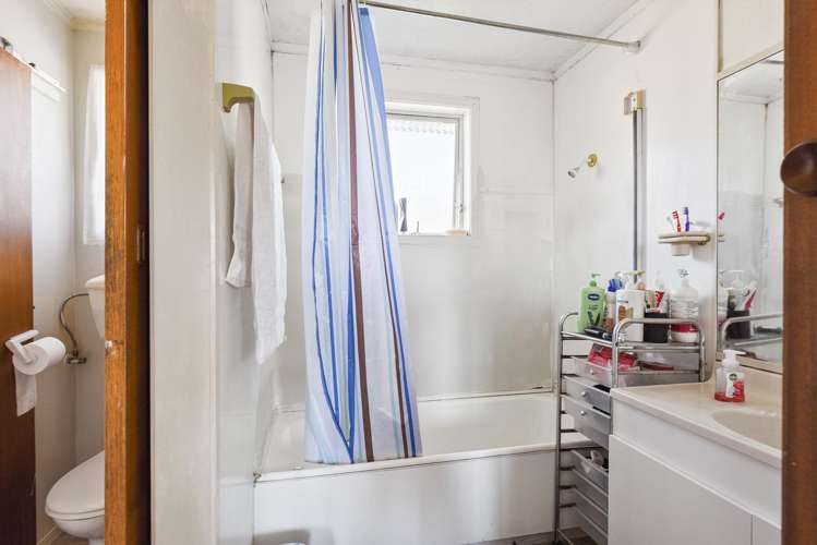 78 Homedale Street Pukehangi_8