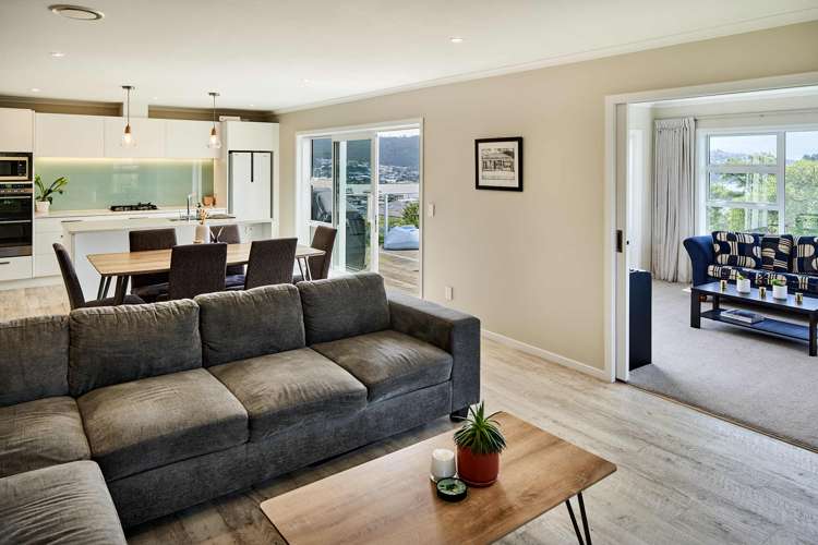 8 Frances Brown Avenue Aotea_6