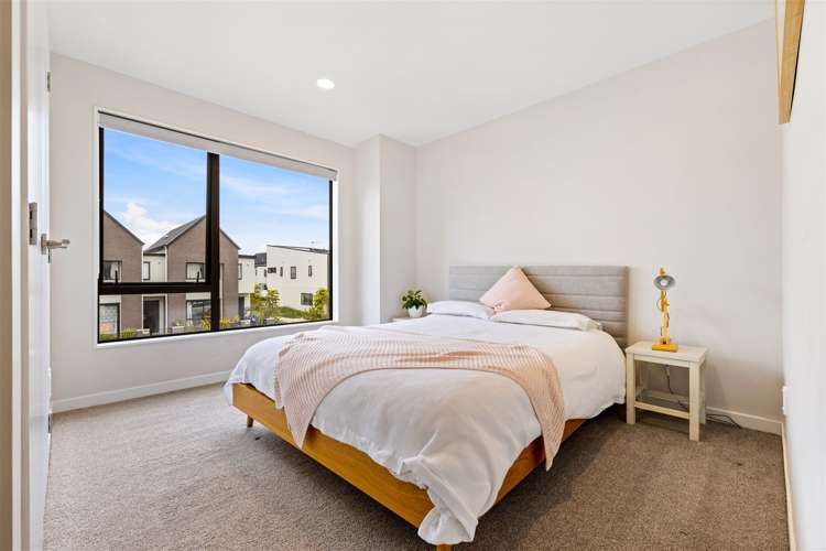 19 Hangar Lane Whenuapai_16