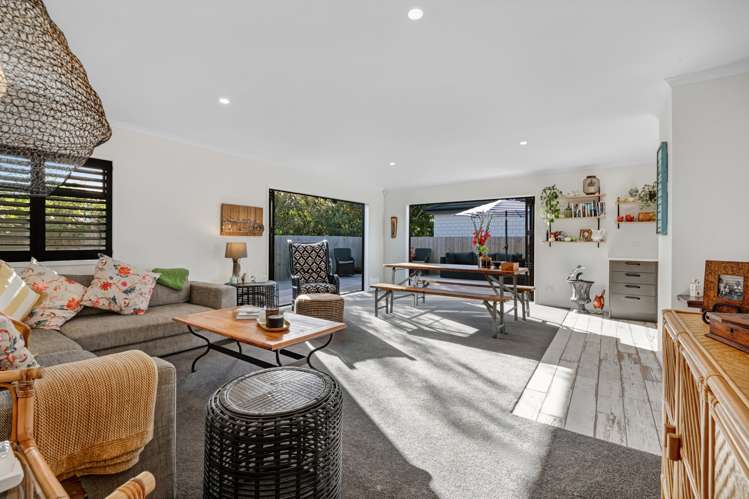 27a Lillian Place Orewa_7