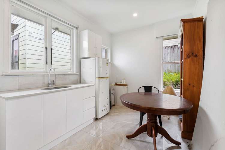 32 Tiverton Road Avondale_7