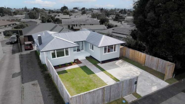 13 Alverstoke Road Parkvale_26