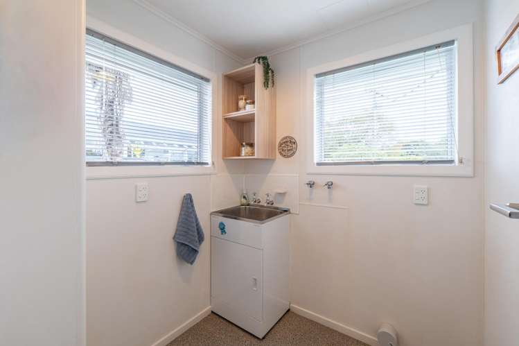 45 Edinburgh Crescent Waikiwi_17