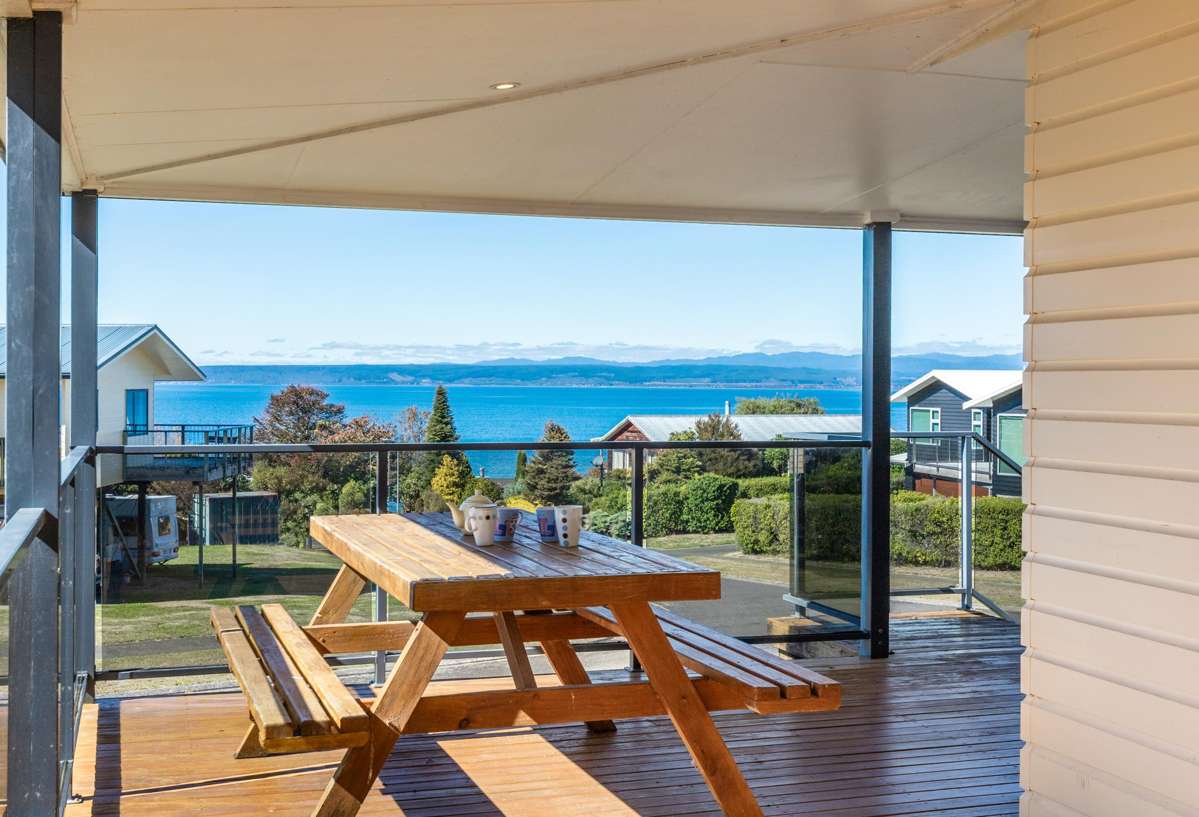 2 Ngati Parekaawa Drive_2