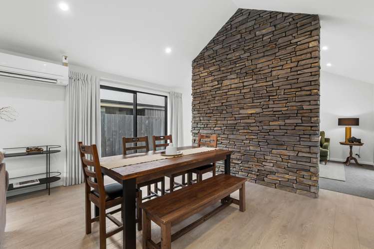 10 Redhaven Rise Netherby_8