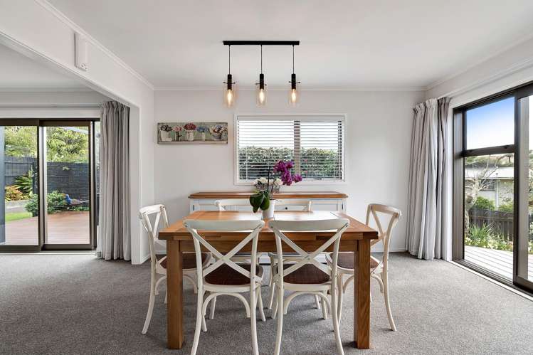 11 Leatham Avenue Strandon_9