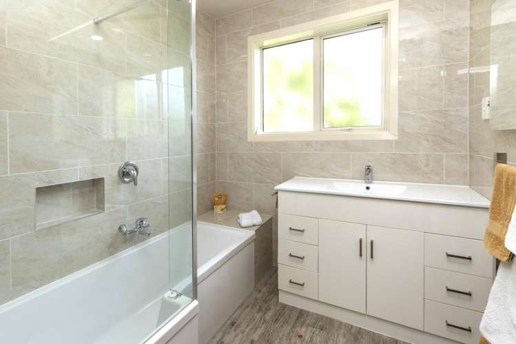 32 Lynfield Avenue Ilam_10