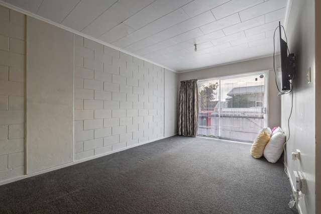 5/3 Seddon Street Takaro_1