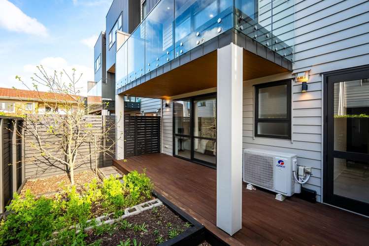 4b Fowler Street Northcote_12