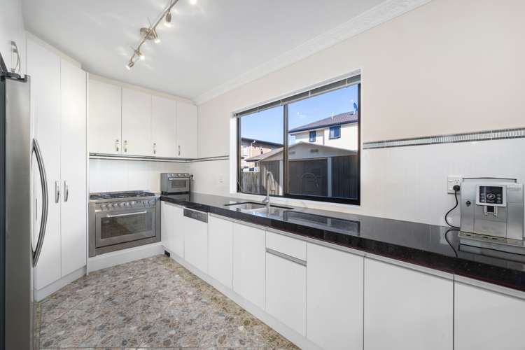 6 Manning Rise Flat Bush_9