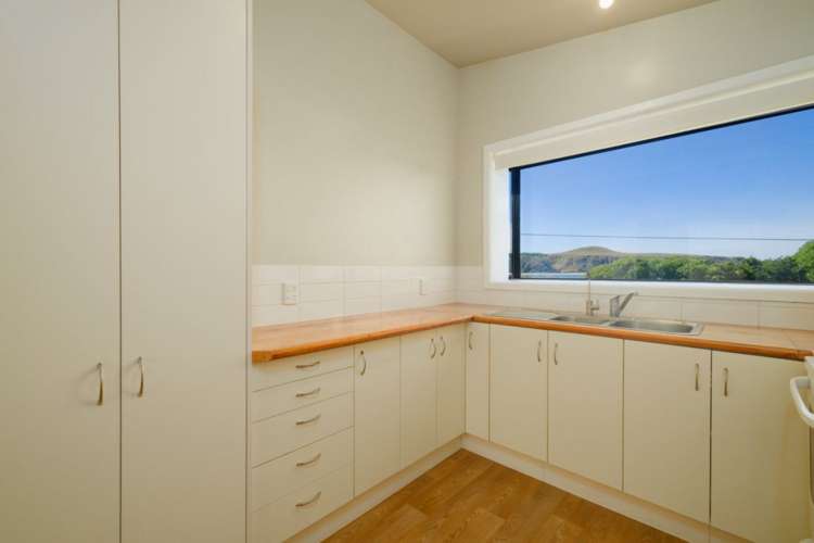 2/1 Weka Road South Bay_10