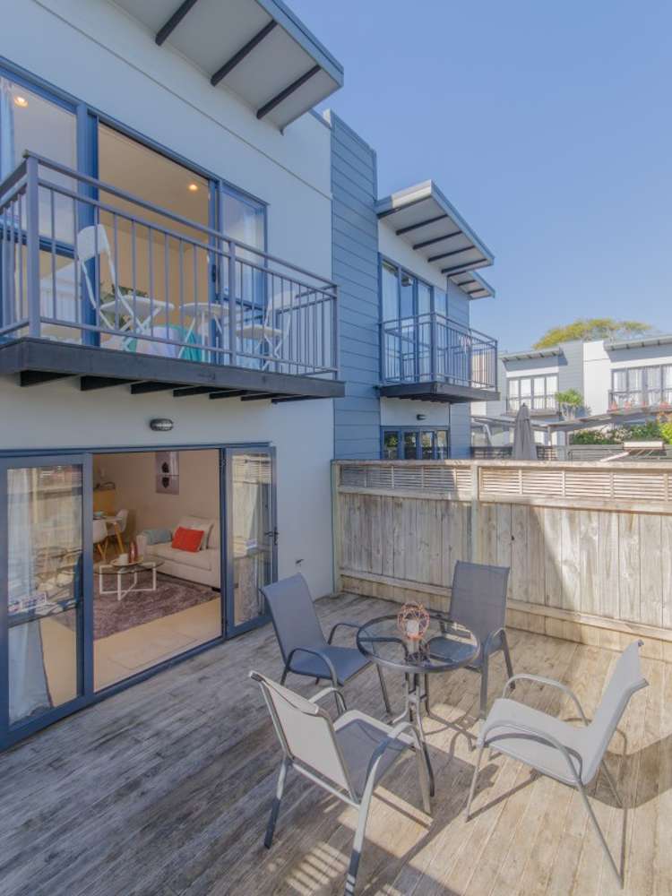 37/8 Soljak Place Mount Albert_12