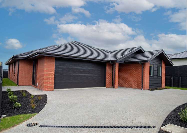 89 Cobham Drive_0