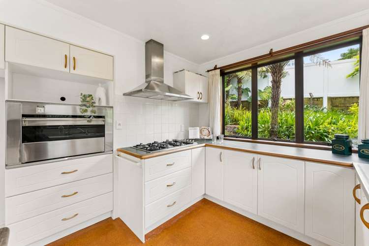 29 Rewi Street Torbay_16