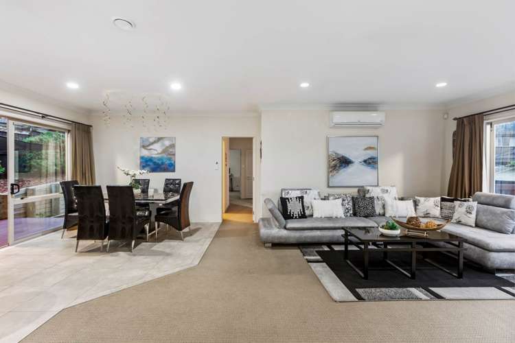 7 Woolaston Place Flat Bush_25