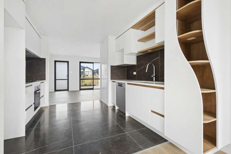 16 Enchantment Lane Karaka_7