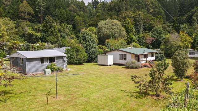 3 Tombleson Road Lake Rotoma_1