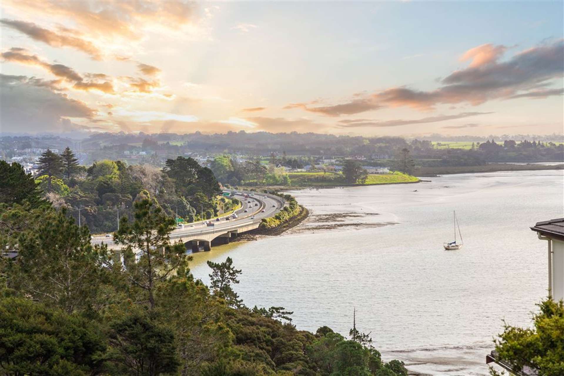 8 The Knoll Greenhithe_0