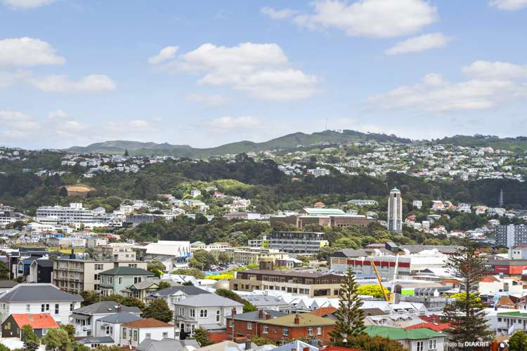 17/4 Claremont Grove Mount Victoria_3