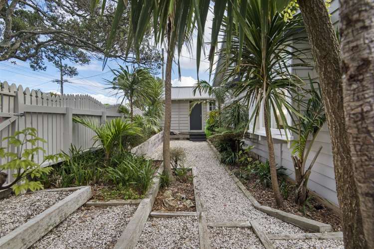 44 Waterview Road Stanley Point_19