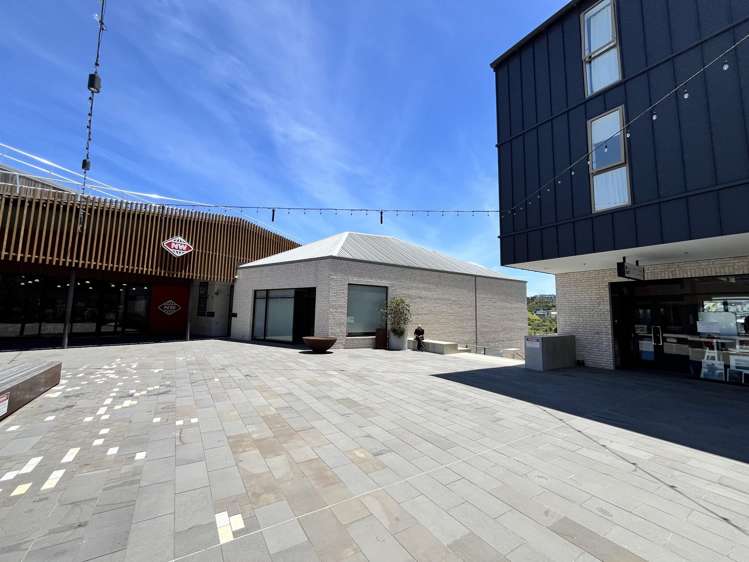 R2 Long Bay Village, Glenvar Ridge Long Bay_7