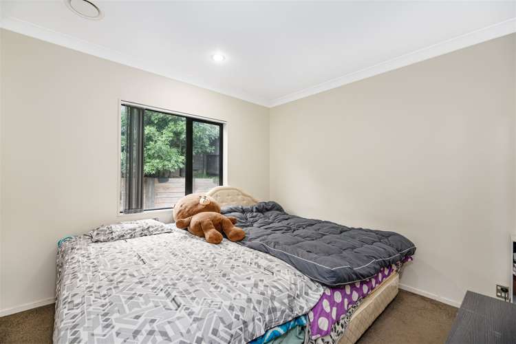 23 Midhurst Avenue Henderson_16