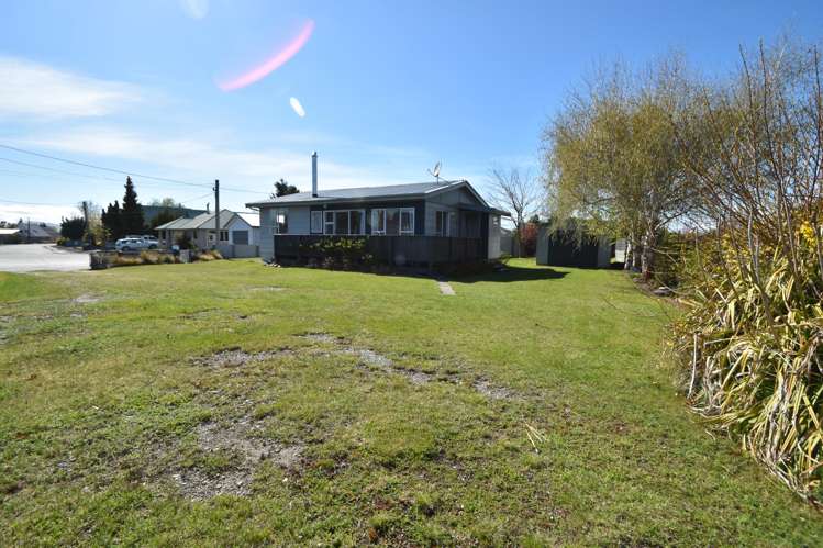23 Braemar Place Twizel_12